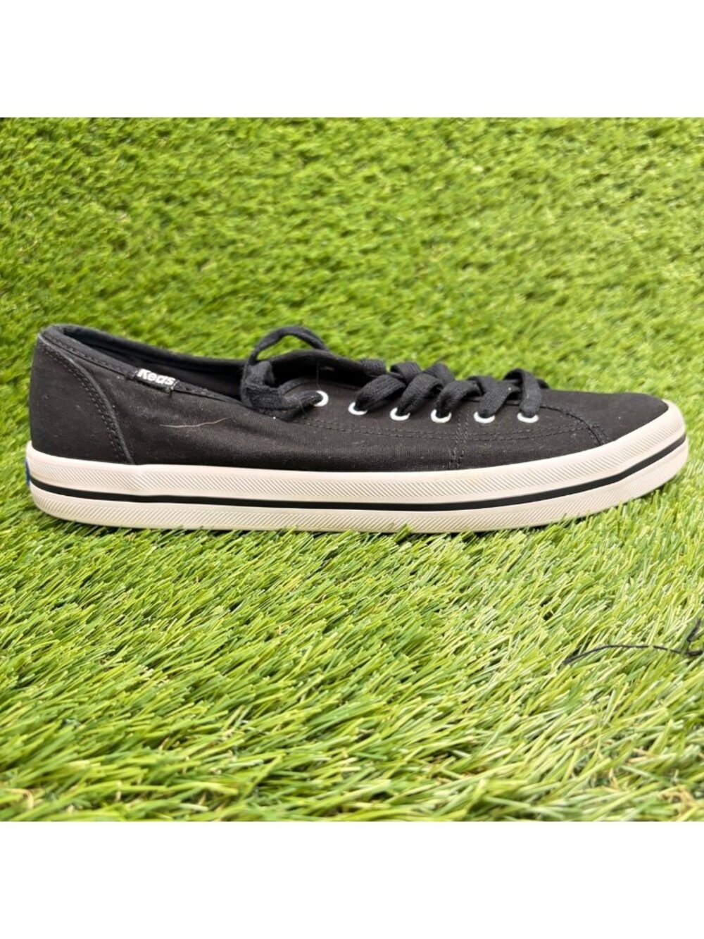 Keds Kickstart Low Womens Size 10 Black White Athletic Walking Shoes Sneakers